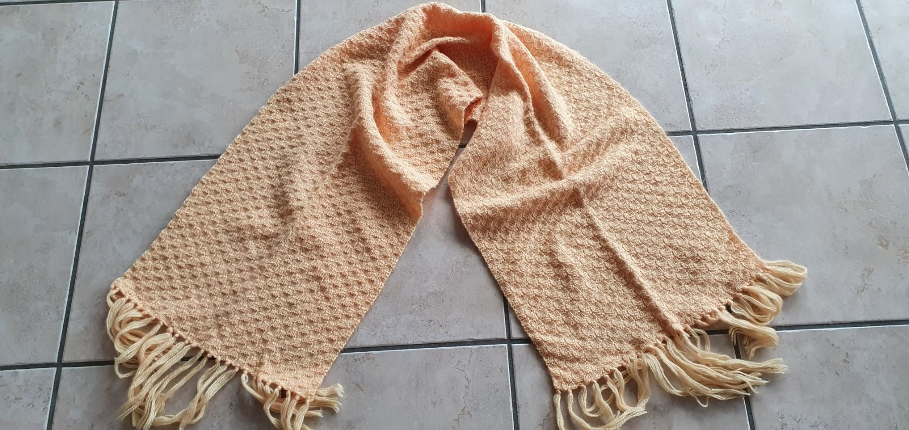 Foulard & Sciarpe: Écharpe en laine – Nuovo (secondo la descrizione) da Moutier venduto da gvmv