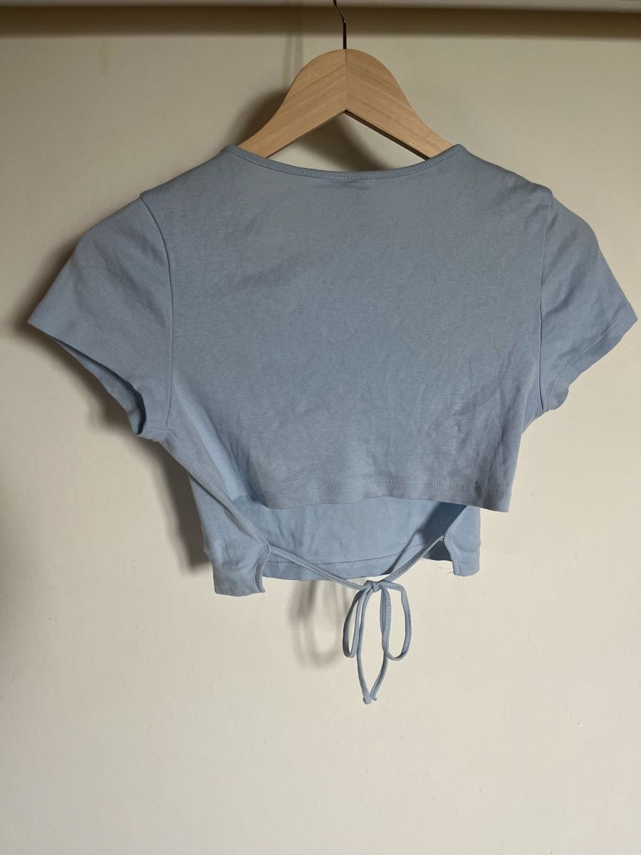 H&M Blouses, T-shirts & Tops: T-Shirt Blau – Neuf (Voir description) à Frauenfeld par secondhand2hand 1