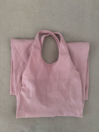Mauve Sports Romper, Size S - Perfect for Summer!