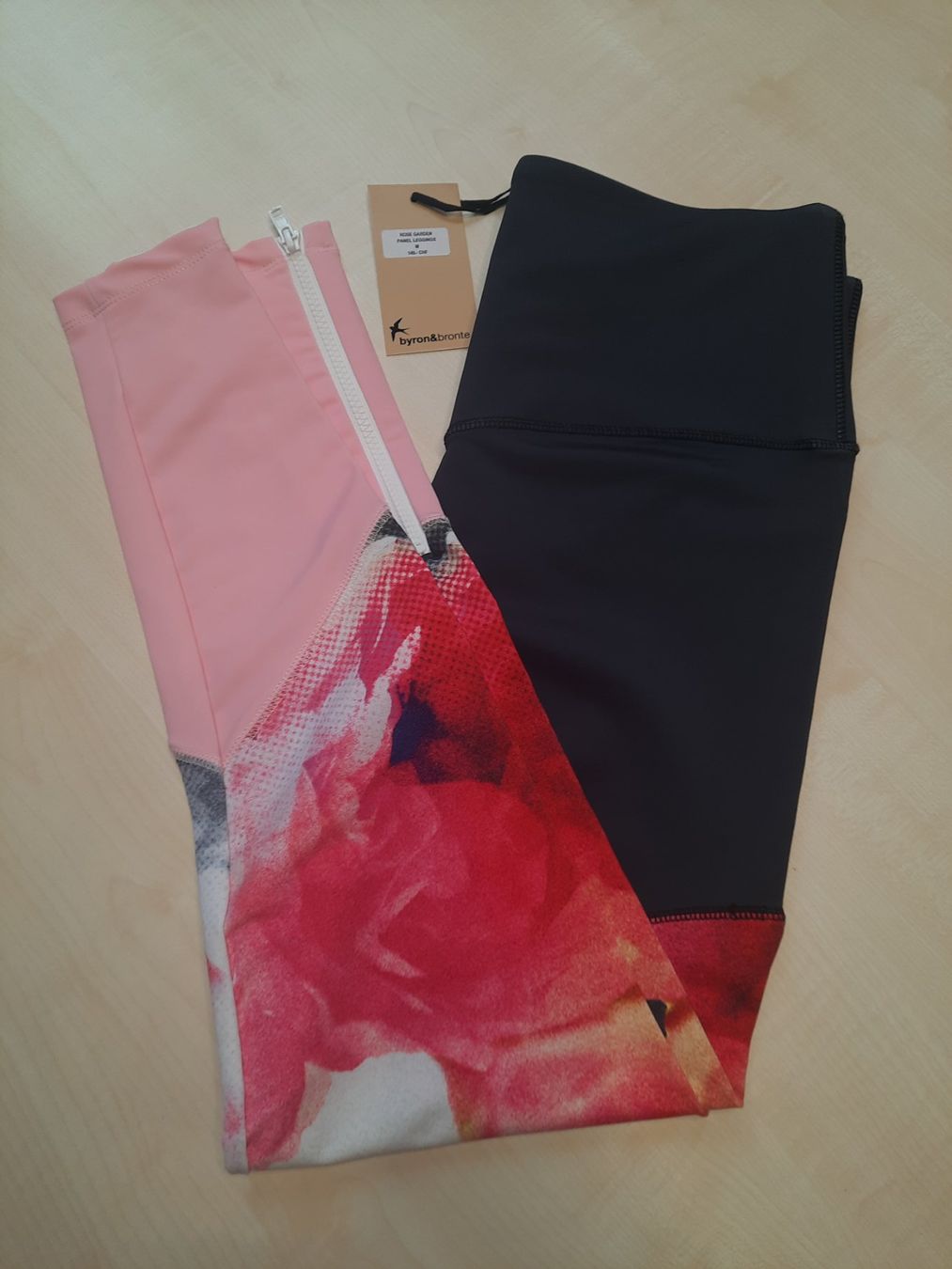Leggings: Yogahose / Sporthose – Nuovo (secondo la descrizione) da Zürich venduto da ONVA-RE-USE 2