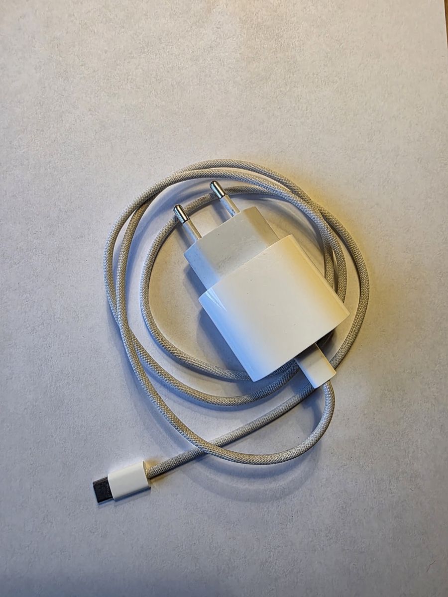 Apple Handys / Smartphones: iPhone 15 128GB  top Zustand – Gebraucht aus Oberschan von izz23 9