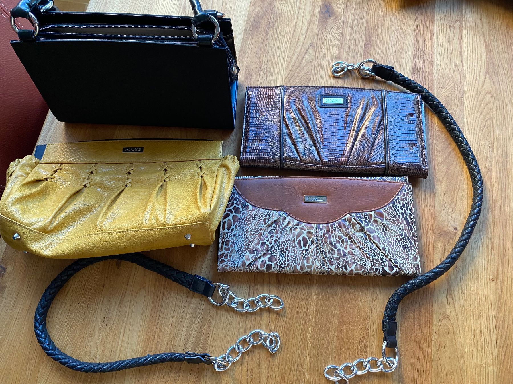 Borse da donna: 4er Set Damen Handtaschen – Usato da Volketswil venduto da Pabut 3