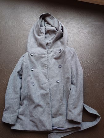 Wintermantel von Amisu, Grösse 36, Grau, Top Zustand!
