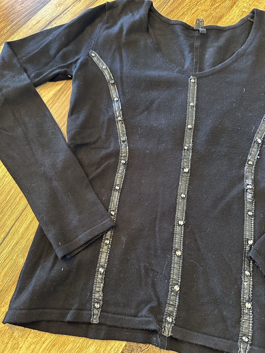 Guess Maglioni & Felpe: Schwarzer Langarmpulli von Guess, Gr. S – Usato da Siebnen venduto da luana_cataleya 1