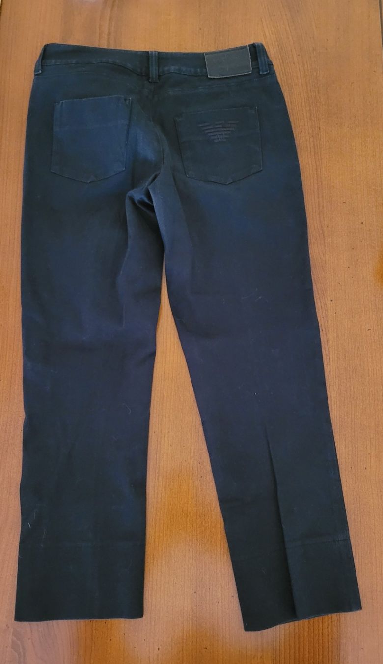 Armani Jeans: Schwarze AJ Armani Jeans – Usato da Volketswil venduto da ald_2x9b 1
