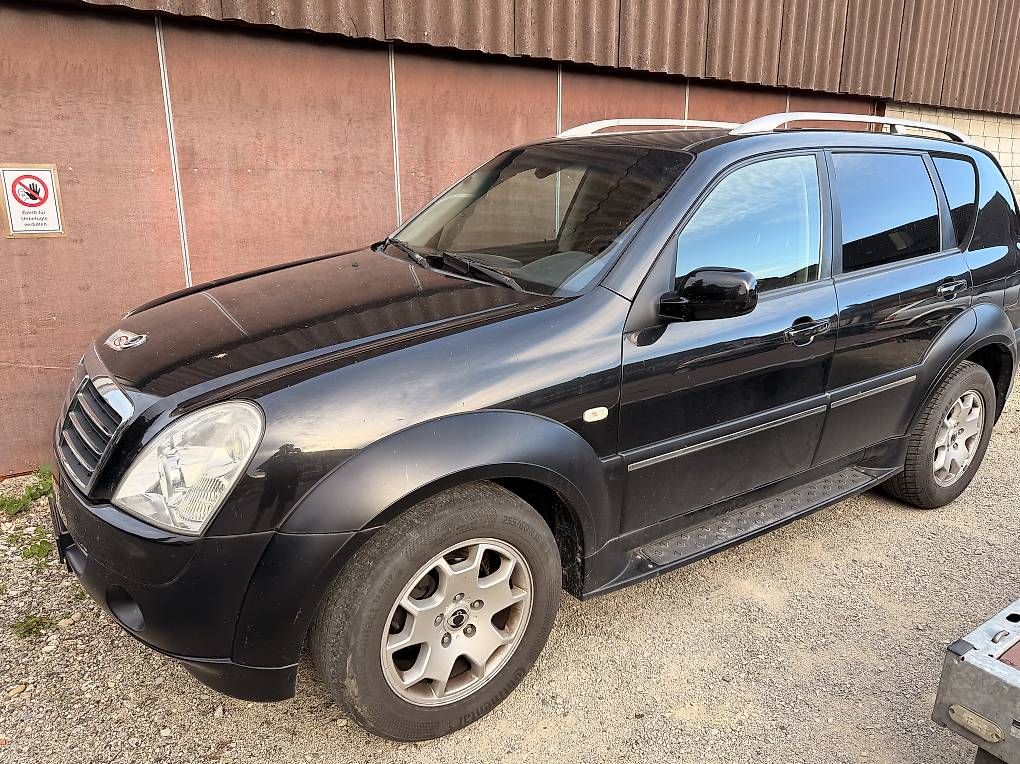 Ssangyong Automobili: SsangYong Rexton, 3.5 t Anhängelast, mit MFK – Usato da Andwil TG venduto da MichelMejer