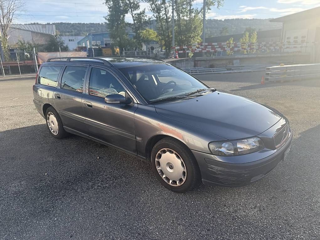 Autos: volvo v70 – Gebraucht aus Adlikon b.Regensdf von dammgarage8108 1
