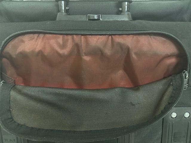 Tumi Borse: Tumi Kleidersack – Usato da Altendorf venduto da Eisenmaennchen 1
