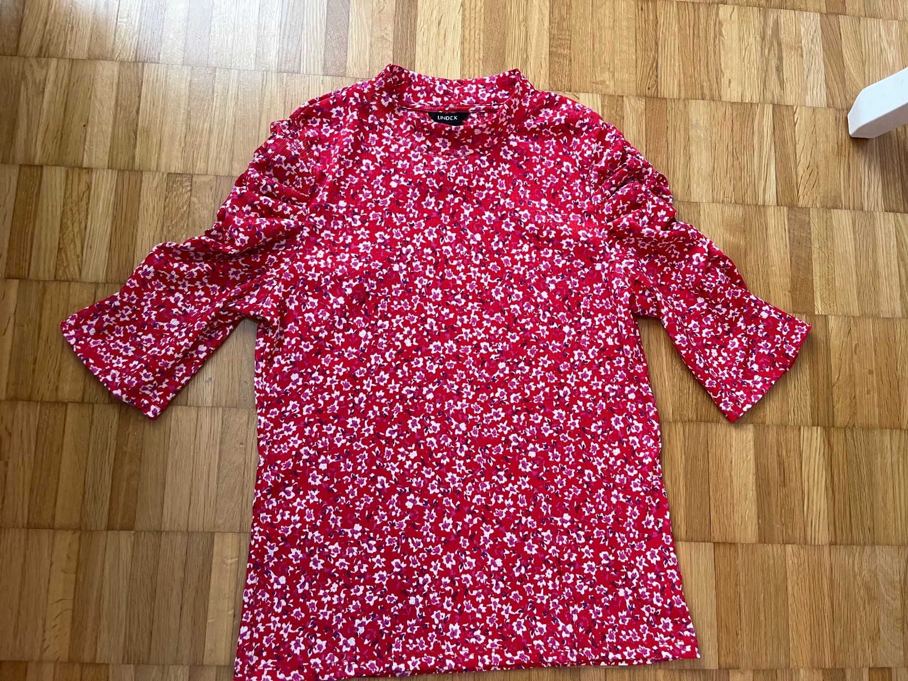 Blusen: LINDEX Rote Bluse, Blumenmuster, 3/4 Arm, Gr. S – Neu (gemäss Beschreibung) aus Jona von Good_luck1_ 3
