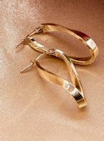 Ohrhänger aus 9-Karätigem gelbgold