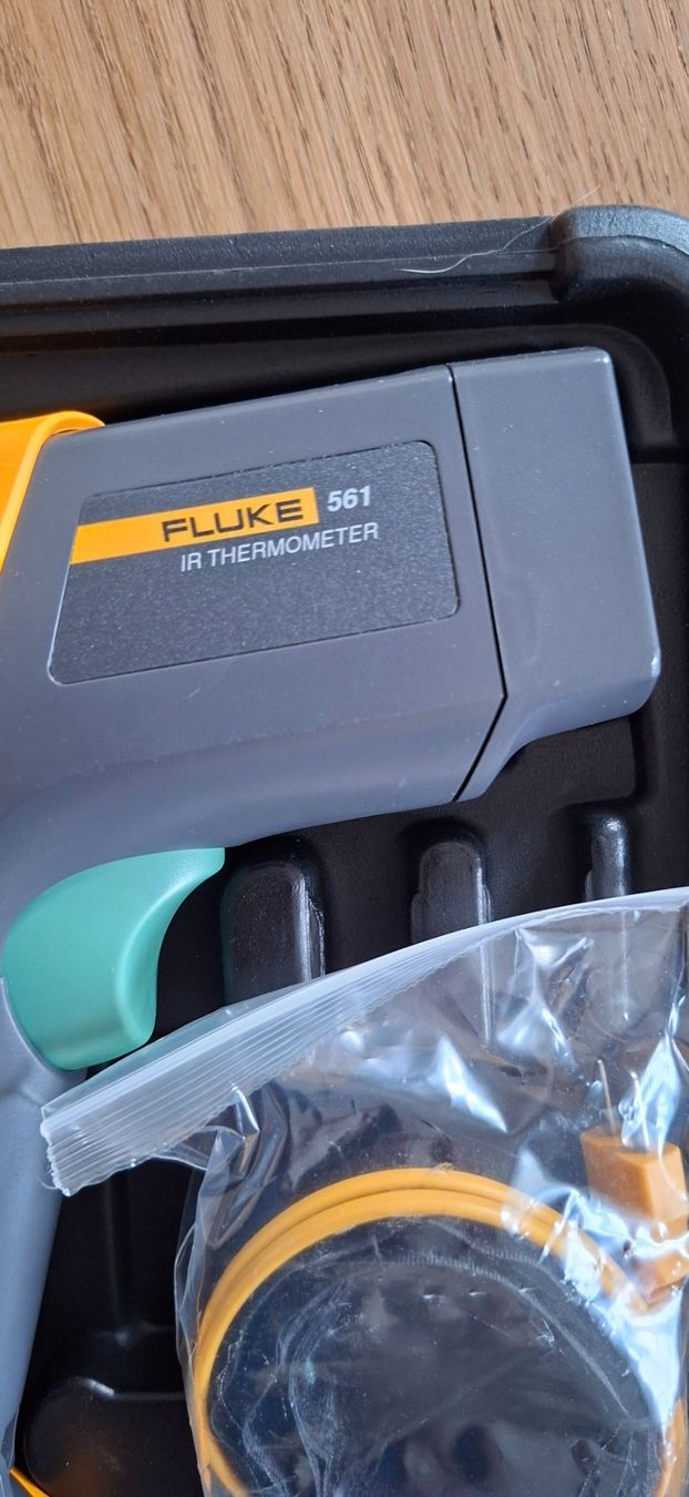 Fluke Altro per la casa: Fluke 561 IR Thermometer neu!! – Nuovo e nell'imballaggio originale da Domat Ems venduto da Gaar0 1