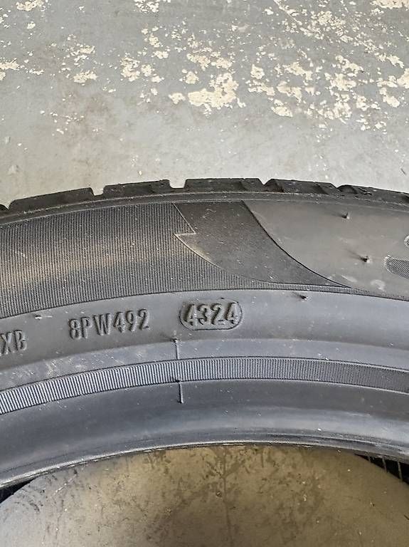 Pneumatici & Ruote complete: Winterreifen 285/40R22 Pirelli  – Nuovo e nell'imballaggio originale da Gerlafingen venduto da Pneu-Puric 2