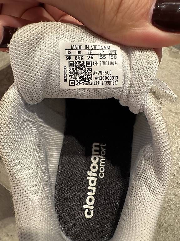 Schuhe für Jungen: Chaussures adidas 26 – Gebraucht aus Vouvry von gra_vtp7 2