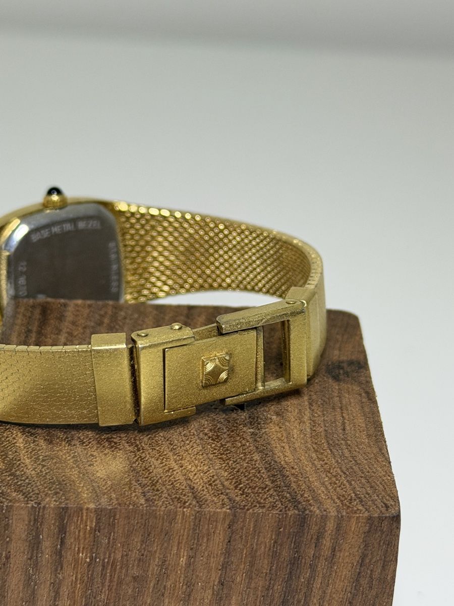 Zenith Montres: ZENITH Vintage Quartz – D'occasion à Servion par Elliot.grnd 1