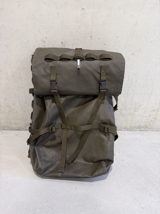 Taktischer Rucksack 25L – Militär-Rucksack Wasserdicht, Mit MOLLE-System, Für Outdoor & Reisen