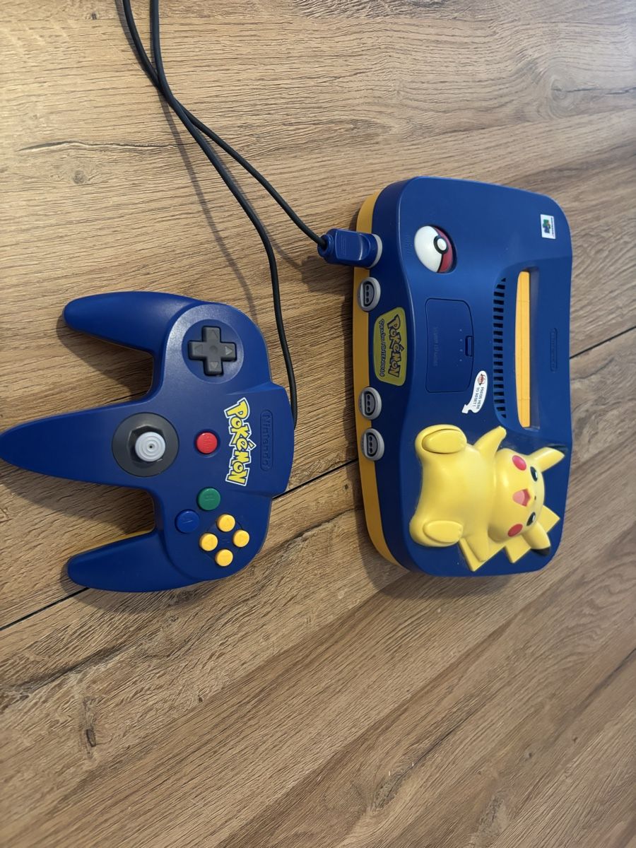 Nintendo Consoles: Nintendo 64 Pokemon Edition – D'occasion à Bonstetten par rap_h9cx