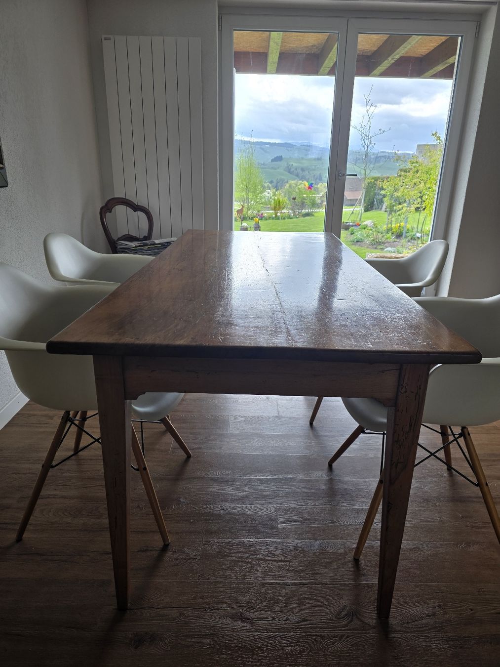 Tavoli: Antiker Biedermeier Esstisch aus Nussbaum – Usato da Hirzel venduto da Chelou86 7