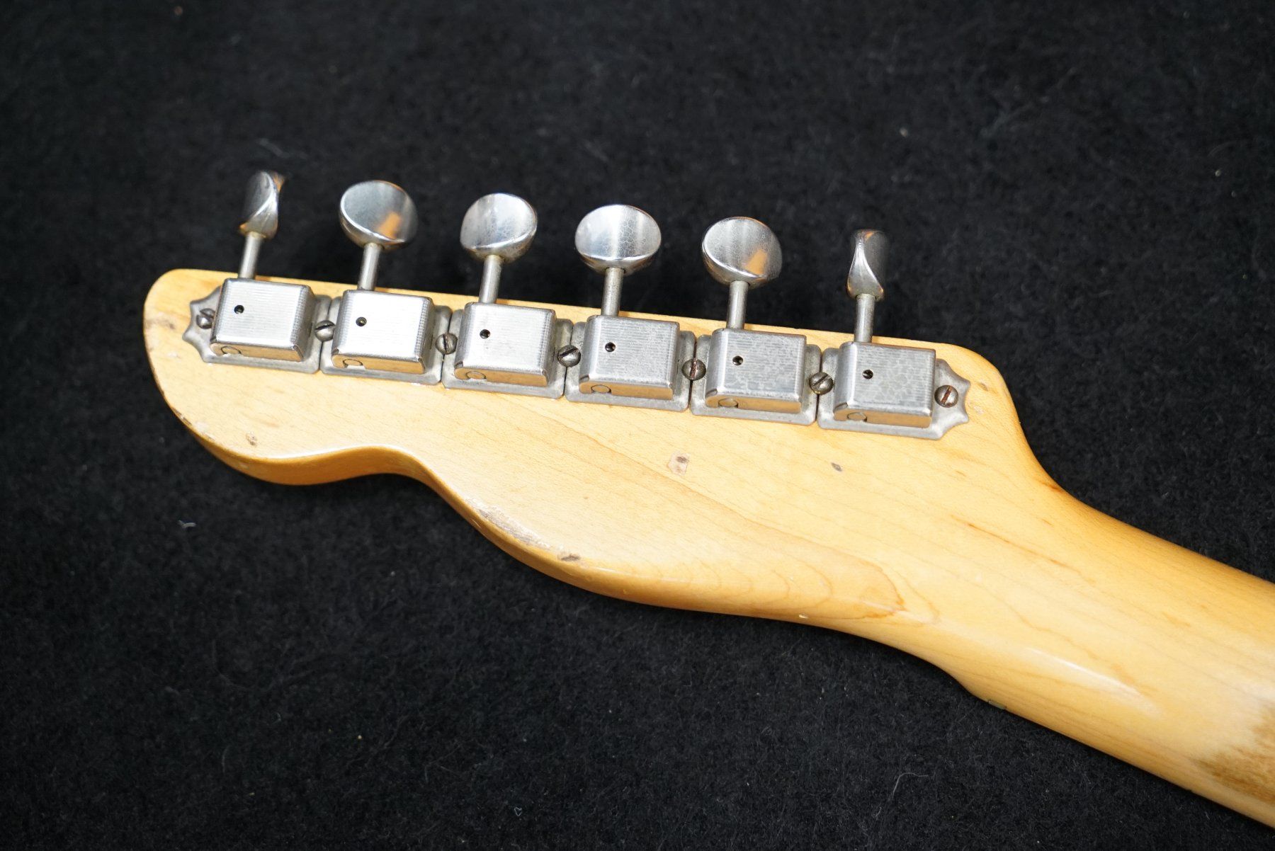 Strumenti musicali: LsL Instruments T Bone SP VC Dee Dee Vintage White Jg.2009 – Usato da Ortschwaben venduto da Musictrade 7