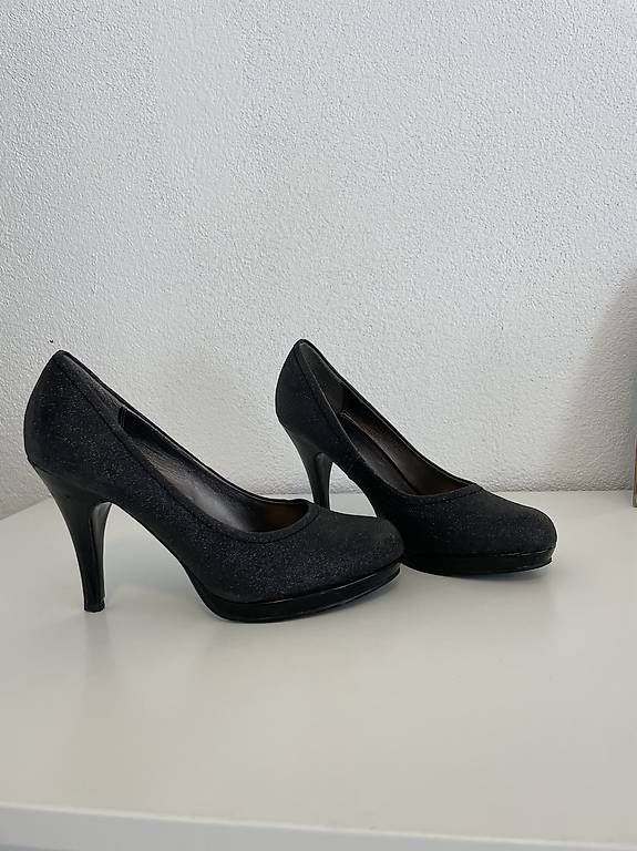 Chaussures femmes: Elegante Glitzer-Pumps – D'occasion à Glis par SabrinaXA 1