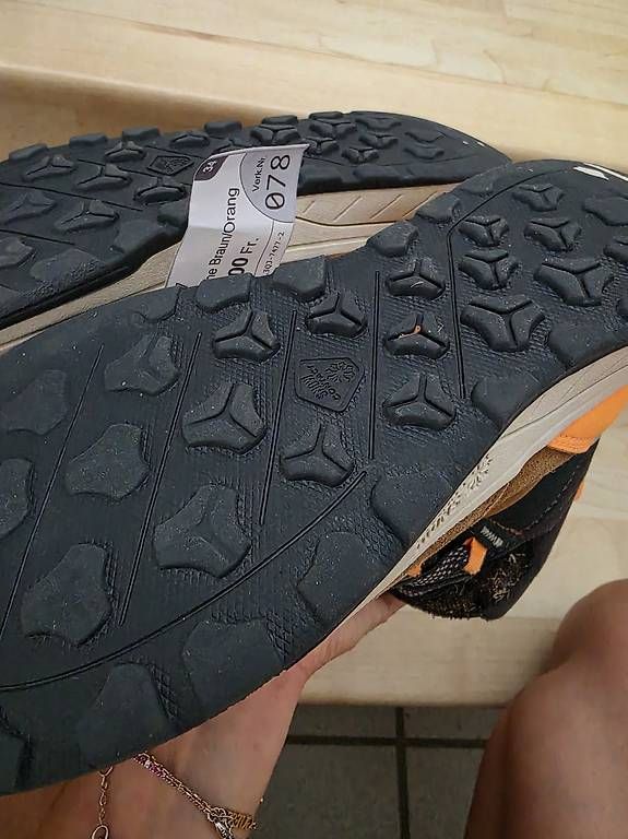 Scarpe per ragazzi: Schuhe – Usato da Birmenstorf AG venduto da JenniferLopetrone 1