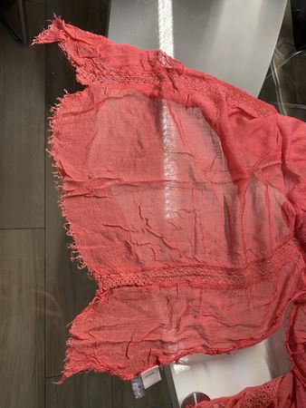 Schal rot mit Spitze