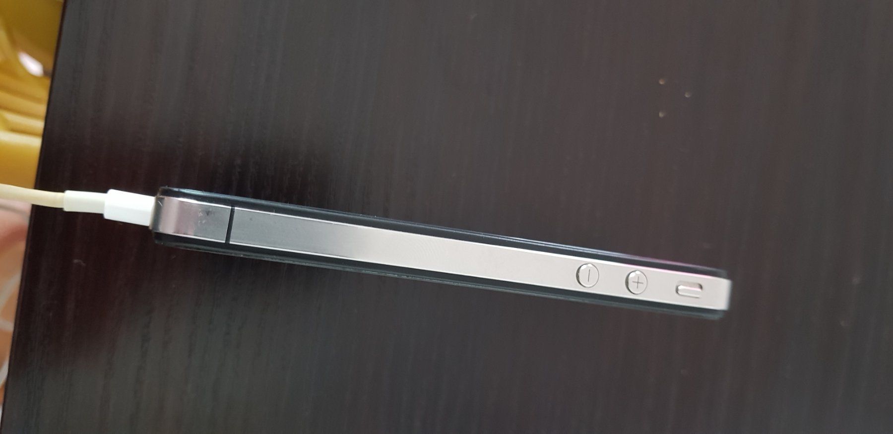 Apple Telefoni cellulari / Smartphones: iphone – Usato da Igis venduto da JUST-4U-ENJOY 3