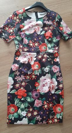 Splendide robe NEW YORK & COMPANY - taille M  * Neuf