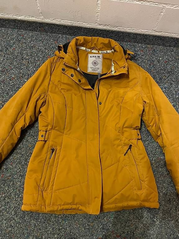 Giacche: Winterjacke G.I.G.A DX Damen Gr. 38 – Usato da Teufenthal AG venduto da and_rea7