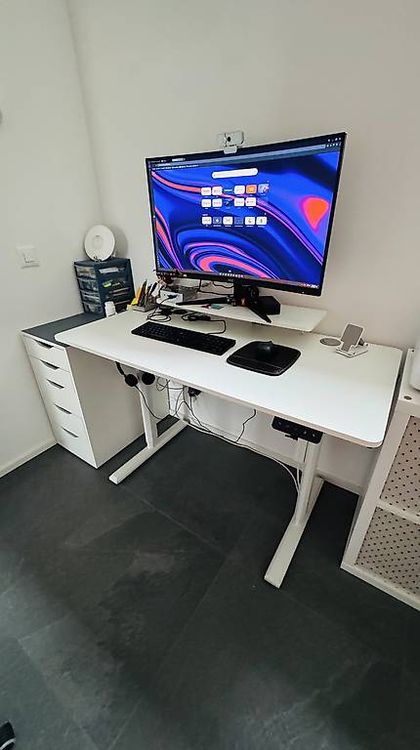 Scrivania Che Si Alza E Si Abbassa OffiGo Con Cassetti, 120cm