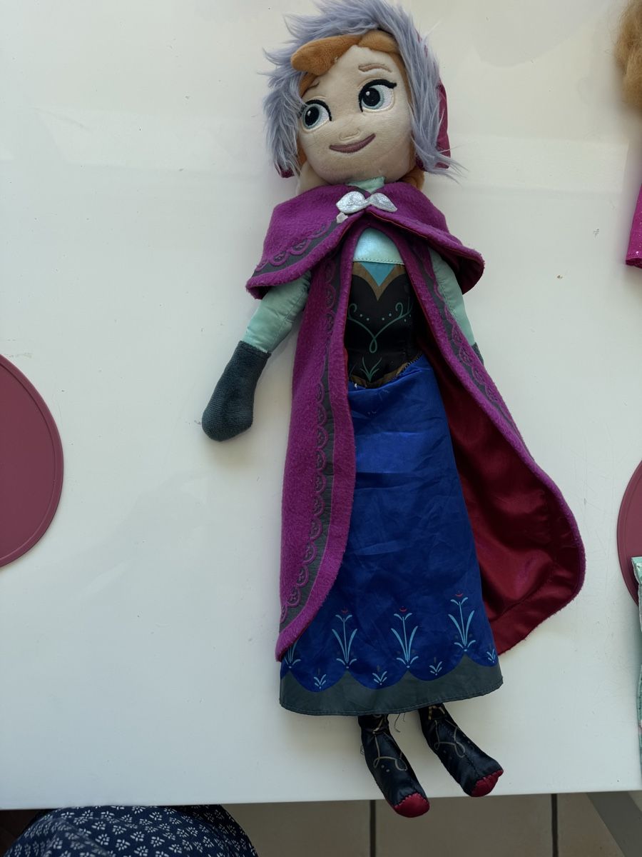 Disney Giocattoli: Anna  – Usato da Blonay venduto da art_7f87
