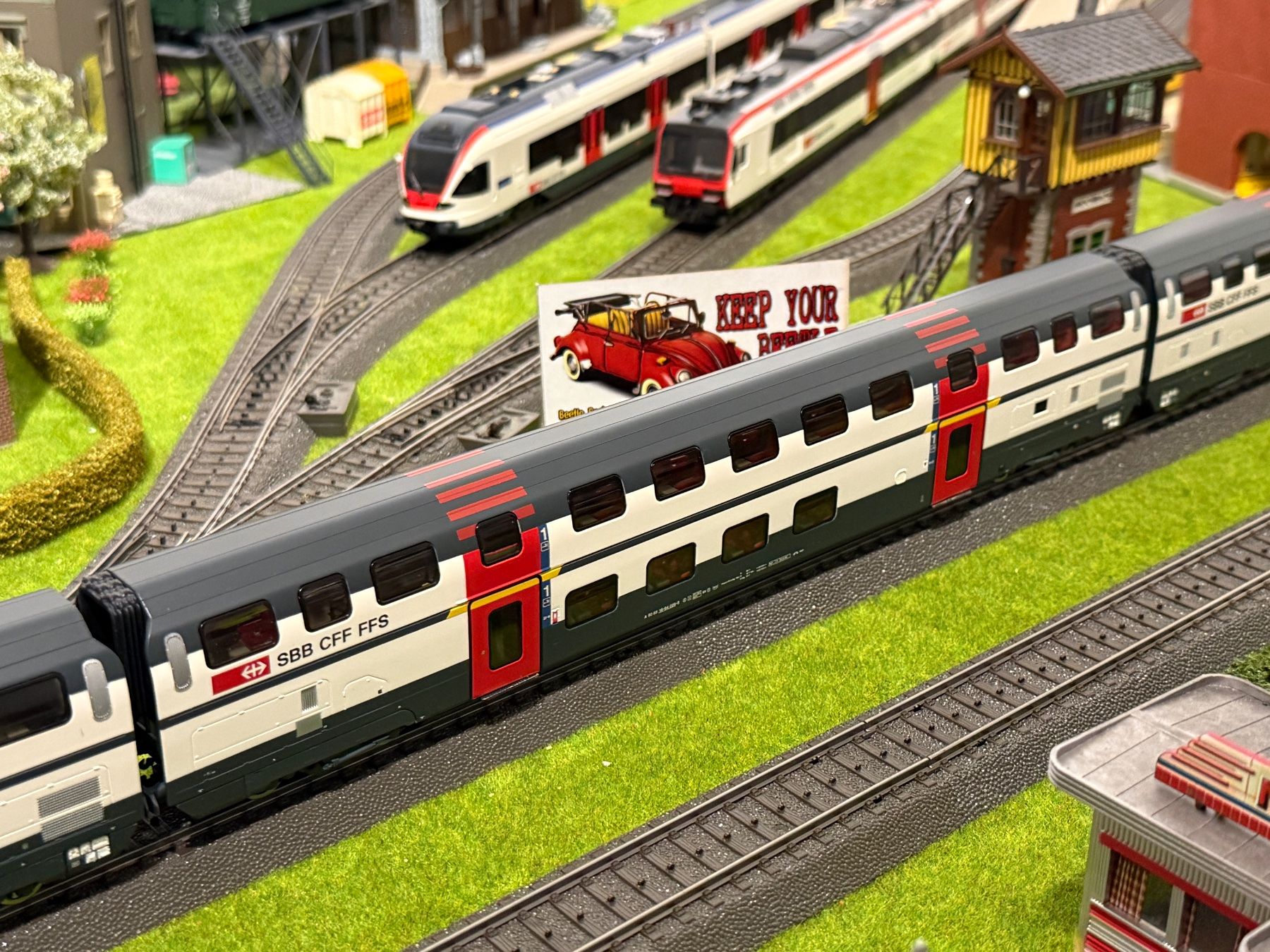 Roco Modelleisenbahnen: Roco - SBB IC 2000 mit Verstärkungsmodul - h0, AC, digital – Gebraucht aus Solothurn von NB_SO 7