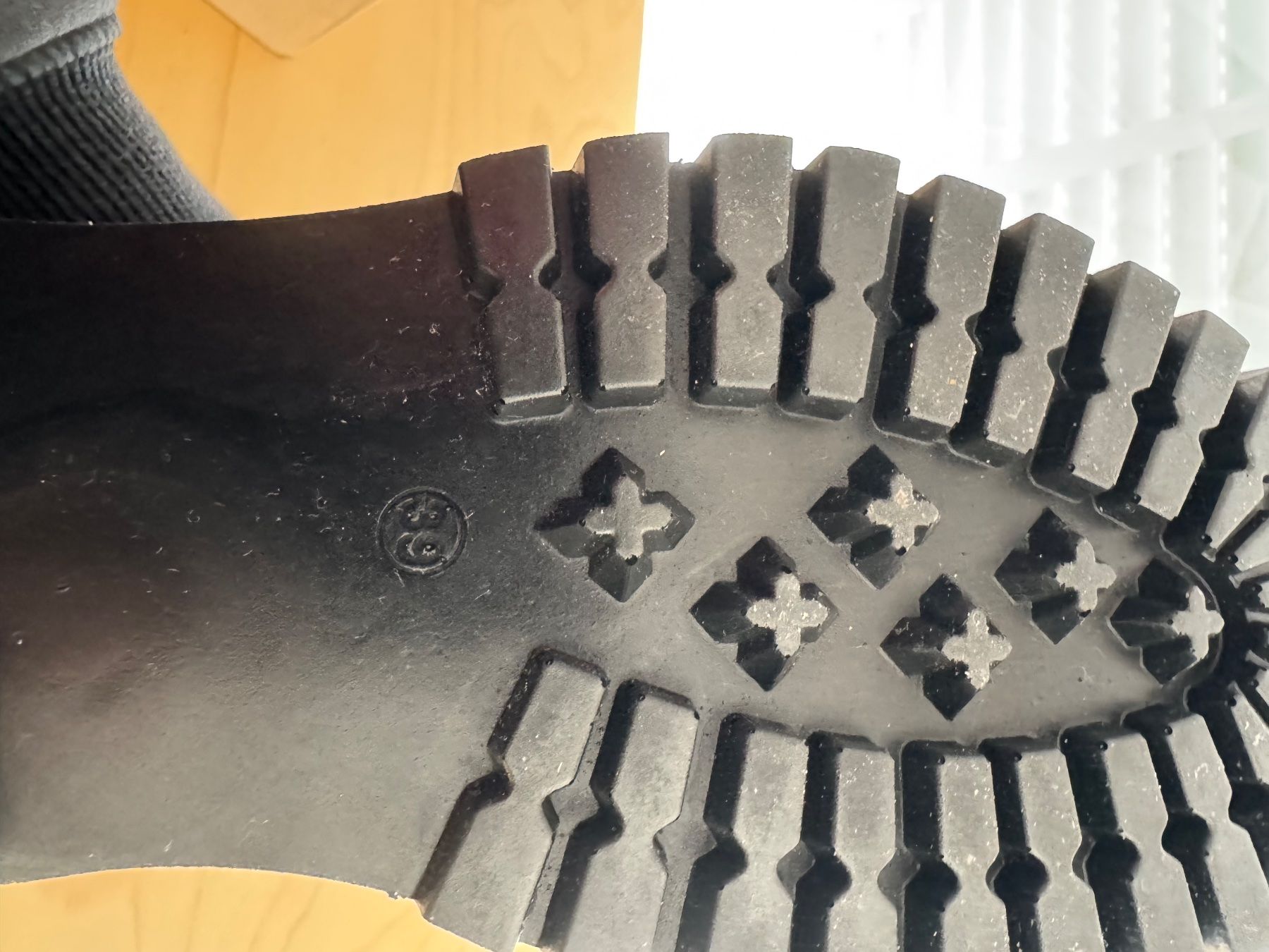 Scarpe da donna: neue Stiefeletten, Leder, schwarz, Grösse 39 – Usato da Rorschacherberg venduto da beeechen 5