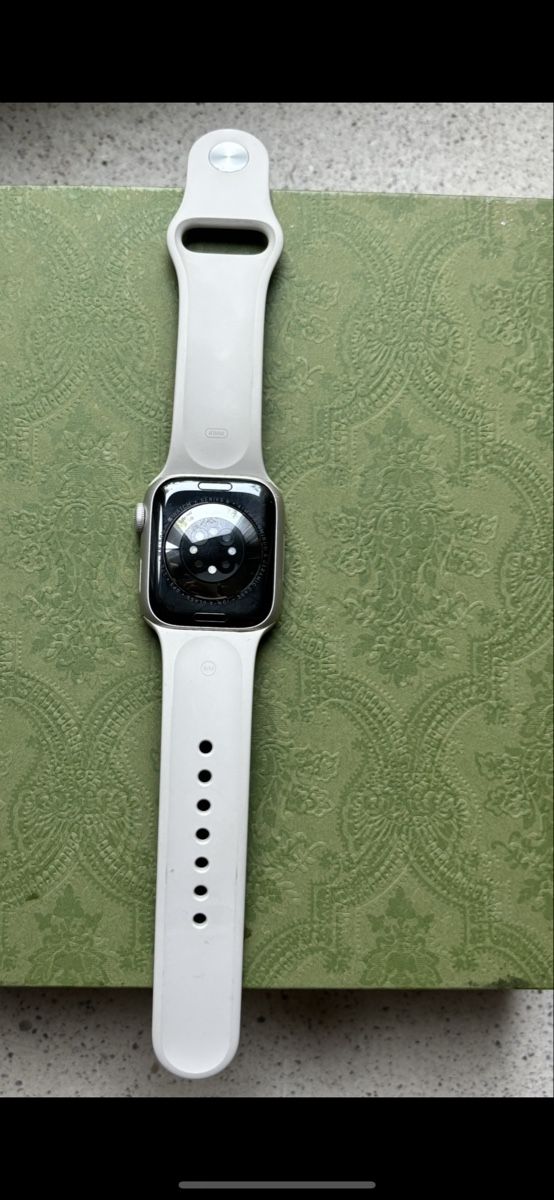 Apple Smartwatch: Apple Watch Series 8 – Nuovo (secondo la descrizione) da Richterswil venduto da Ajla.J 1
