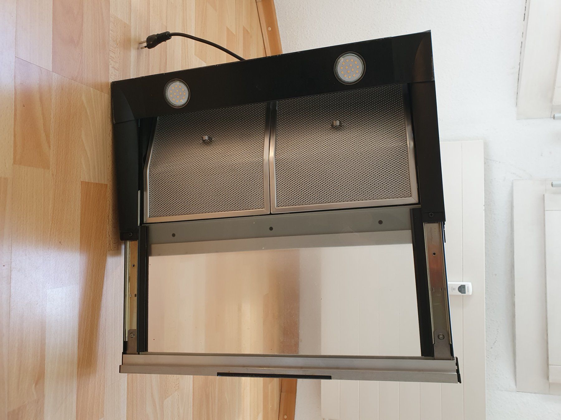 Electrolux Dampfabzug: Dampfabzug Electrolux Mod. DASL5545CN mit Aktivkohle-Filter – Gebraucht aus Basel von