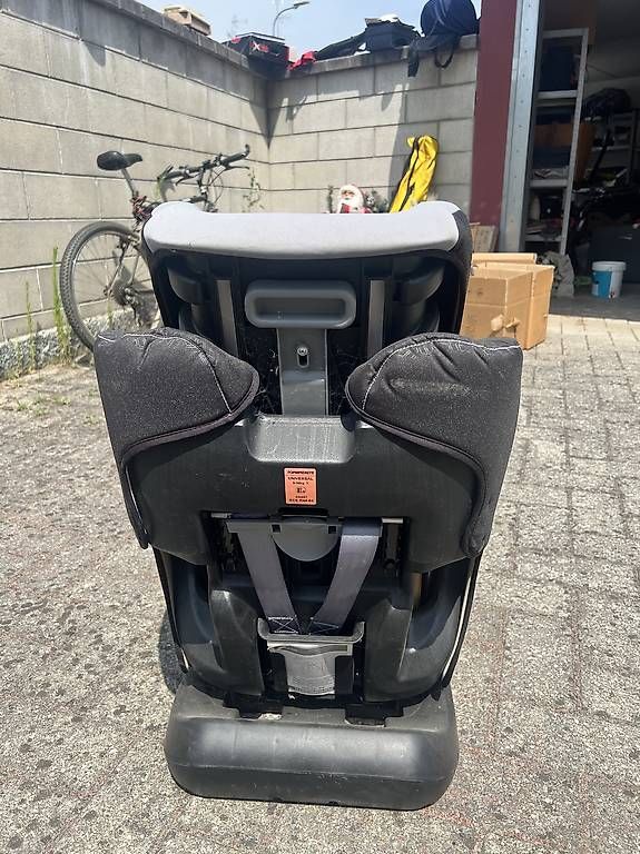 Seggiolini per auto: Seggiolino auto 3-6 anni – Usato da Melano venduto da and_nck5 2