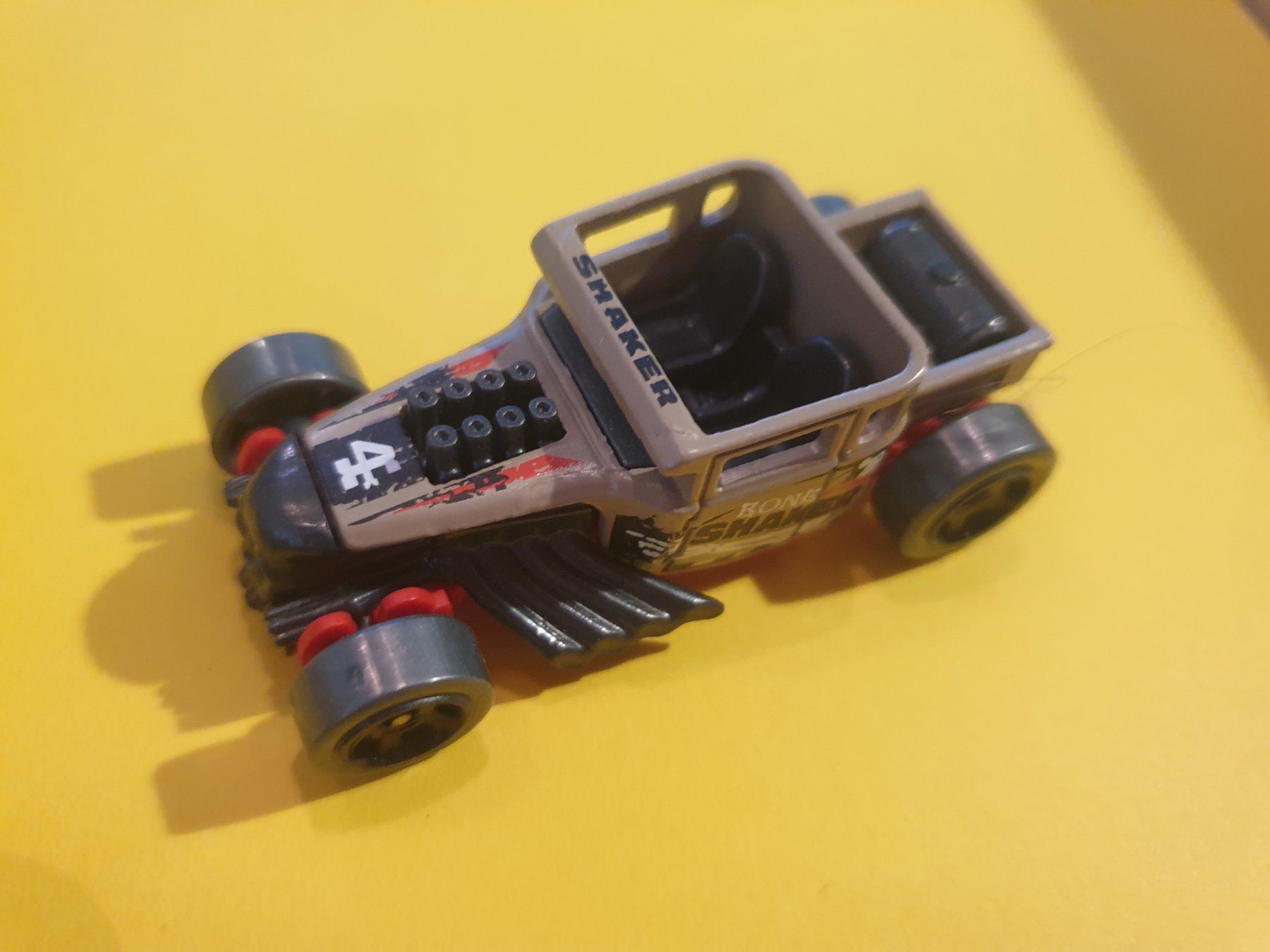 Hot Wheels Modellautos: Hot Wheels BONE SHAKER – Neu und originalverpackt aus Oftringen von Rotor 1