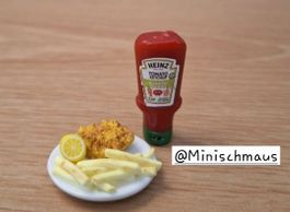 Schnitzel Pommes Teller Handgemacht. Auch für Maileg