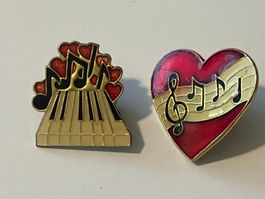 2 Pin Musik mit Herz