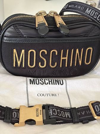 Moschino Milano Bauchtasche / Crossbody  guter Zustand 