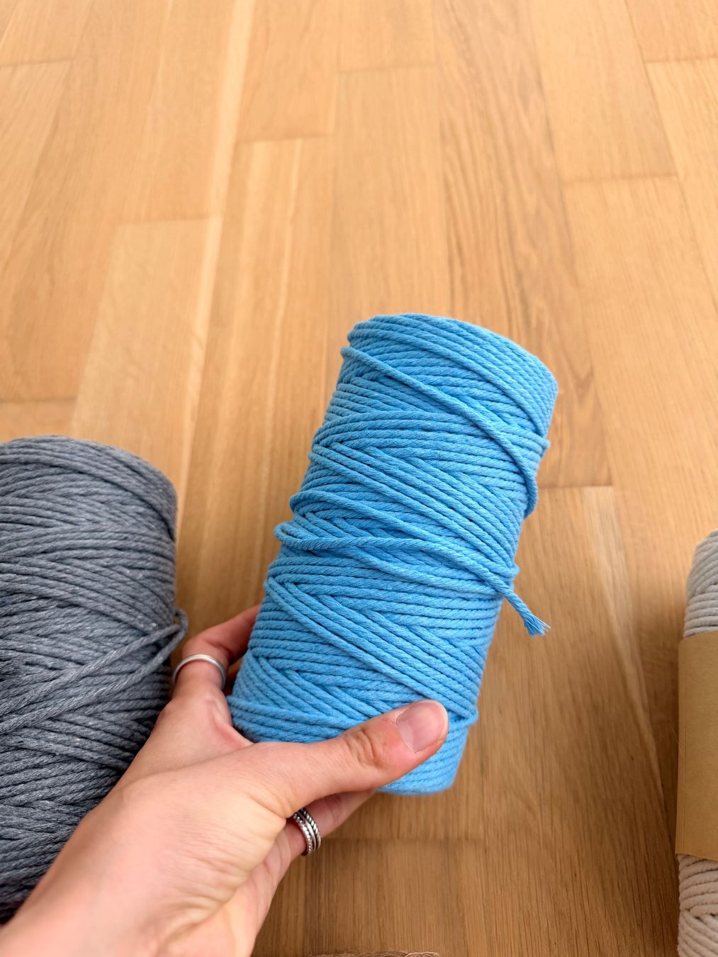Cordelettes & Fils: 5 Makramee Seile bunt gebraucht – D'occasion à Brunnen par Moona22 2