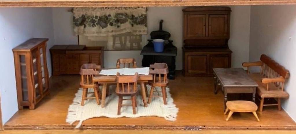 Case e mobili per bambole: Puppenhaus – Usato da Riedern venduto da Wendelin_Jacober 3