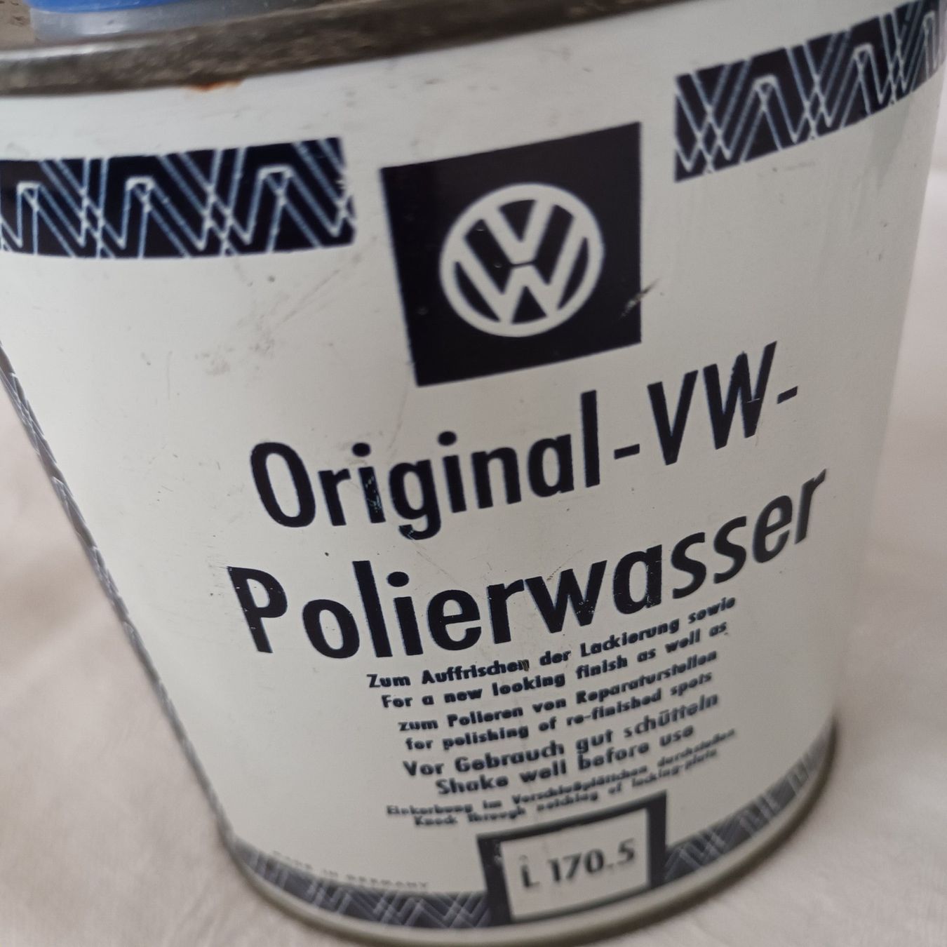 Contenitori & Simili: Original-VW-Polierwasser vintage Blechdose – Usato da Bäretswil venduto da ricoric 2