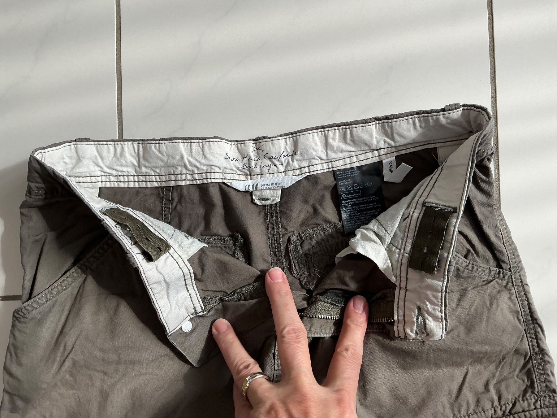 H&M Pantaloni: Shorts Gr.152 von H&M – Usato da Biel-Benken BL venduto da Sahra1 1