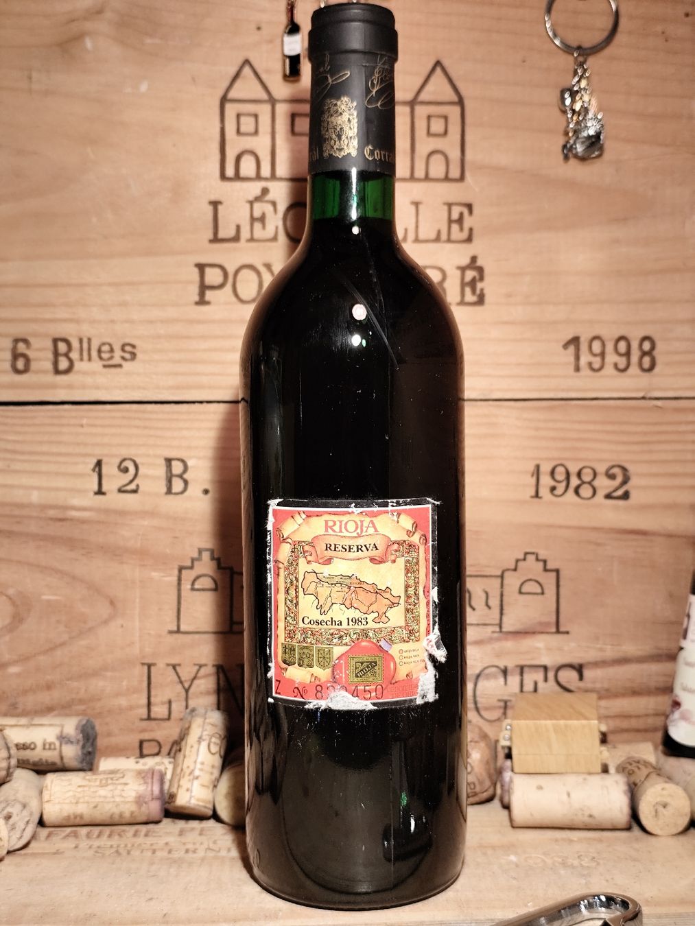 Rioja Vino: 1983 Rioja Reserva, Bodega Corral – Nuovo e nell'imballaggio originale da Büsserach venduto da Vintage-vins 2