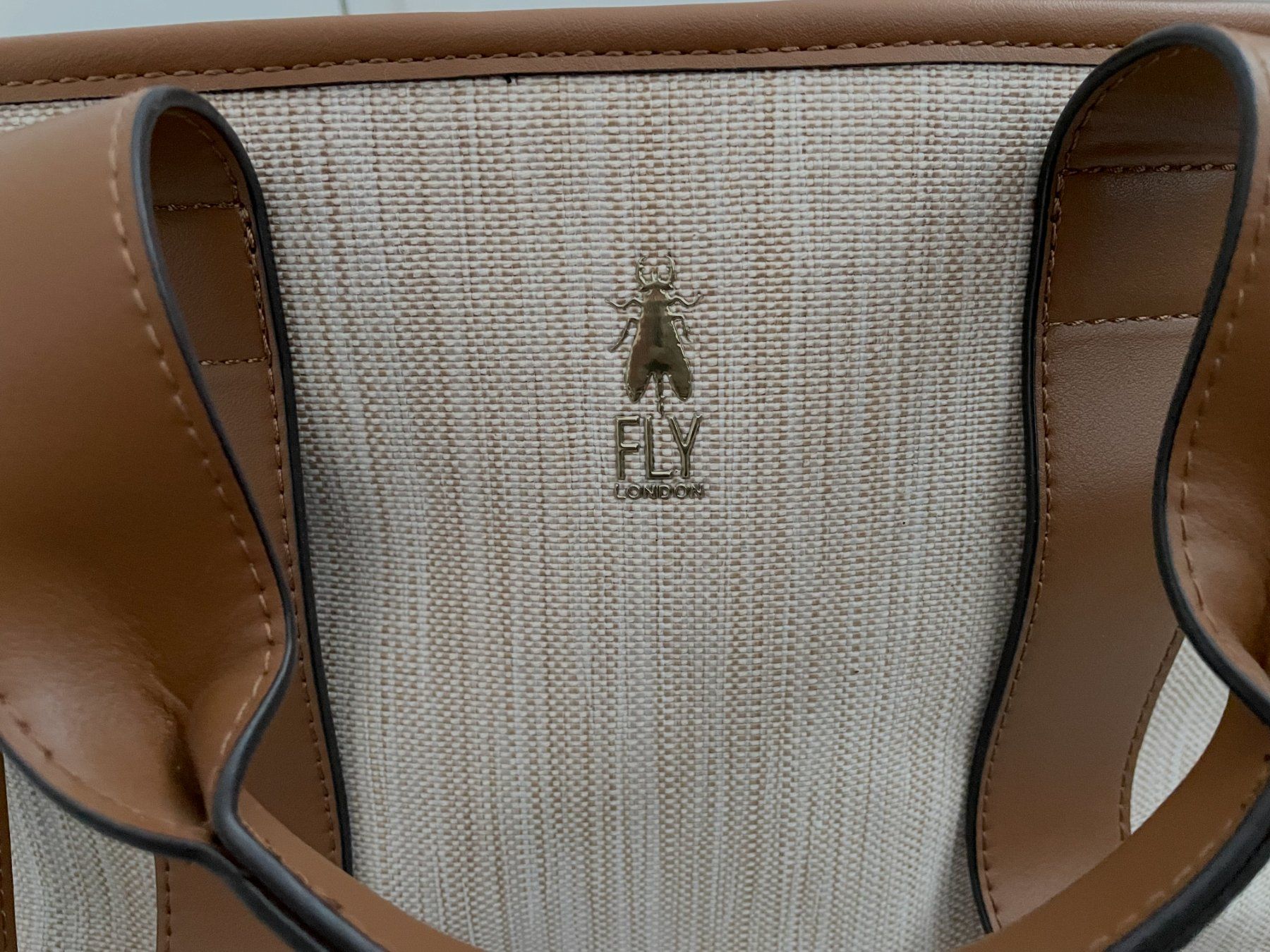 Borse da donna: Fly London - Beige Bag – Nuovo (secondo la descrizione) da Chiasso venduto da Er_Mon 3