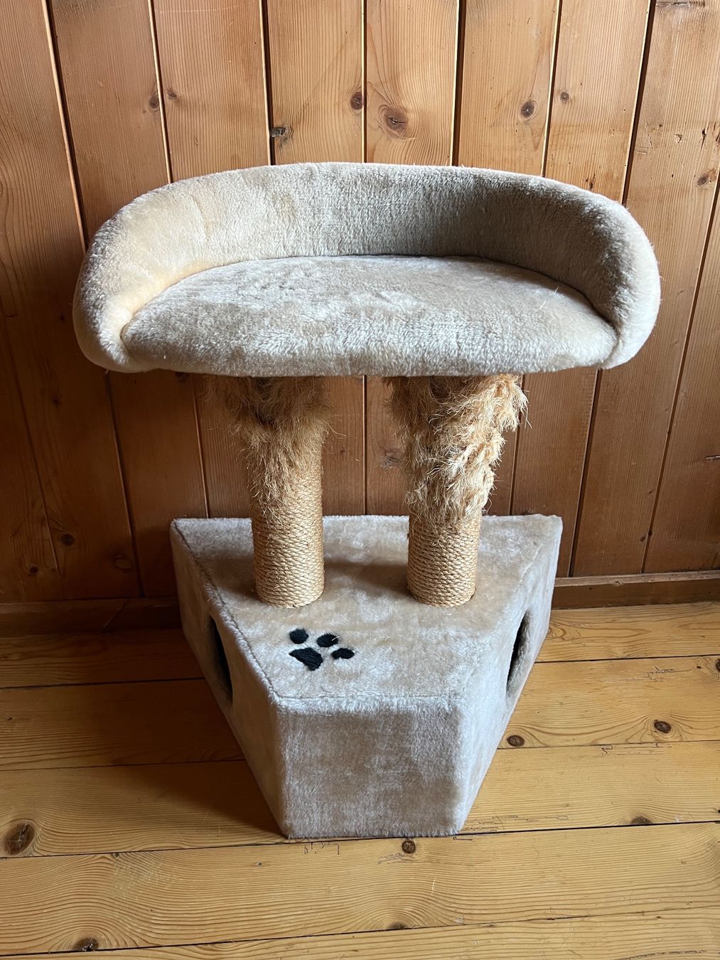 Arbres à chats: Katzenbaum – D'occasion à Nesslau par chi_w9mw