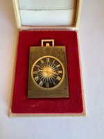 Montre pendulette commémorative pour le 1100 ème de St Imier
