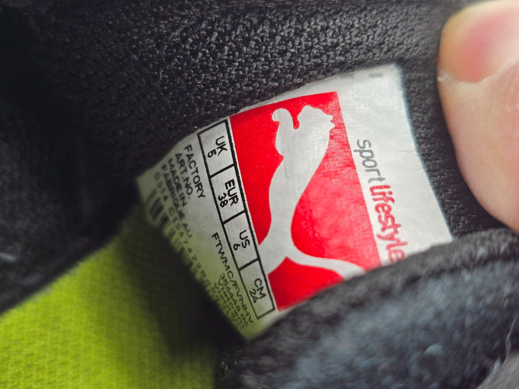 Puma Schuhe für Jungen: Puma Sneaker, Grösse 38 – Gebraucht aus Schlatt TG von Andis3 3