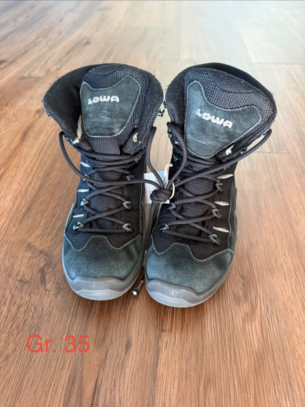 Lowa Scarpe per ragazze: Lowa Schuhe Mädchen Gr.35 – Usato da Rorbas venduto da Maioc