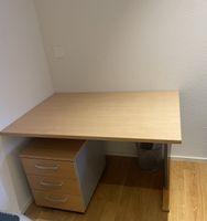 Bürotisch + Bürostuhl